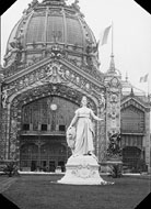 Hippolyte Blancard (1844-1924), Statue de la République devant le Dôme central